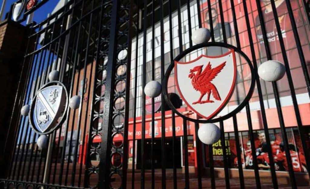 عودة الدوري الإسباني مجددًا تعطي أملاً لجماهير ليفربول بشأن لقب الدوري الإنجليزي