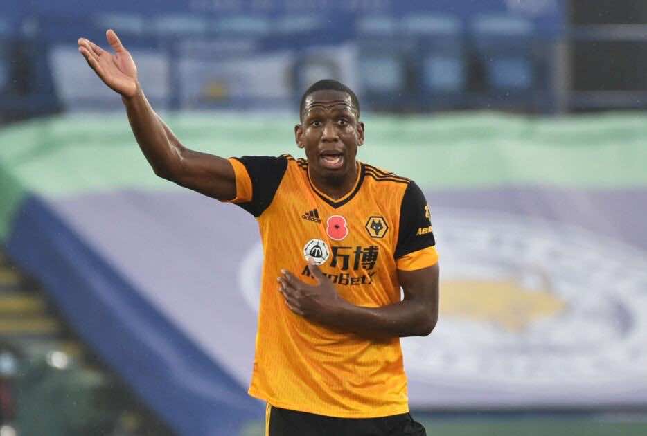 بولي مدافع وولفرهامبتون يختار اللعب لمنتخب كوت ديفوار