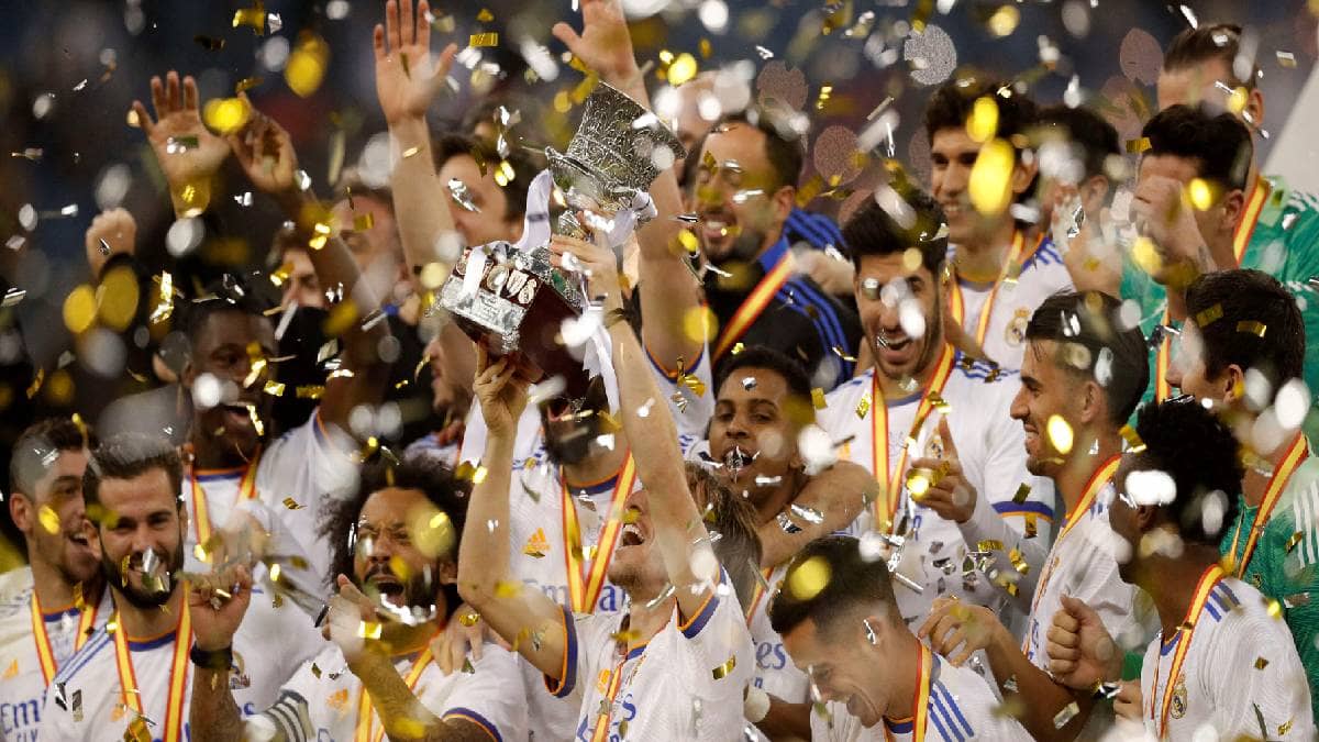 ريال مدريد يفوز على أتلتيك بلباو ويتوج بلقب كأس سوبر اسبانيا